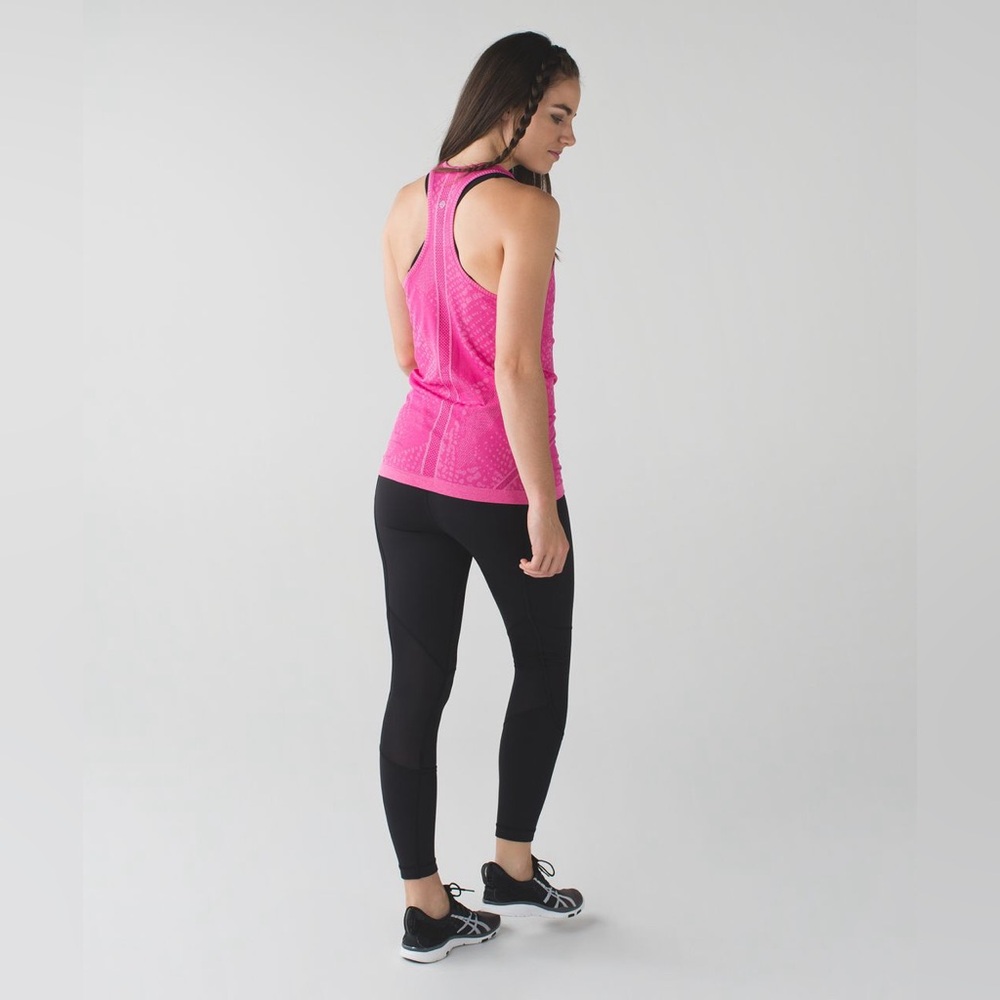 Lululemon Swiftly Tech Racerback Heathered Jewelled Magenta Style‎ W1N45S Size 2 - Picture 5 of 10